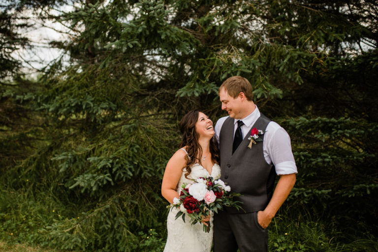 Read more about the article Zak + Katy // Backyard Wedding